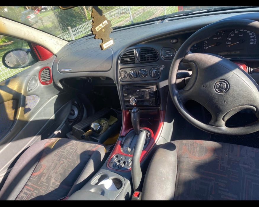 A023 - VT Holden Commodore - V6 Auto Cluster - 240, 736kms