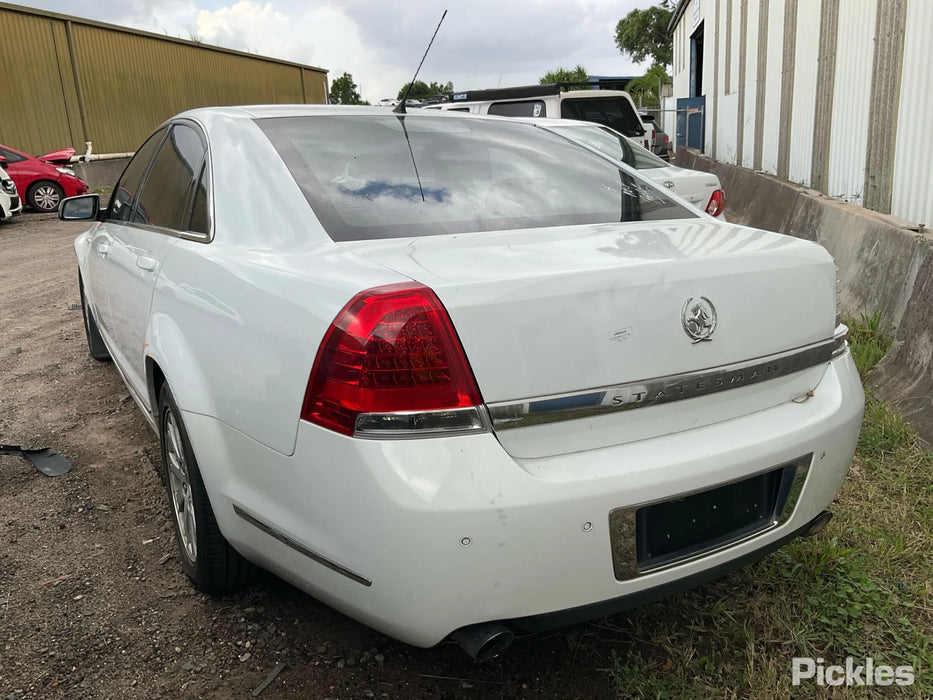 A269 - WM Holden Statesman V6 LY7, Auto M82, 758,XXXkms Heron White #679F