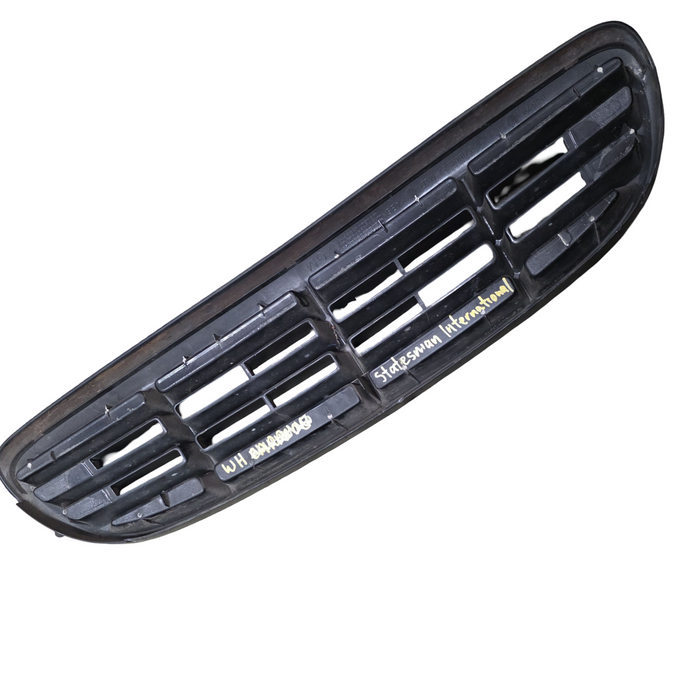 WH STATESMAN INTERNATIONAL - Front Grille